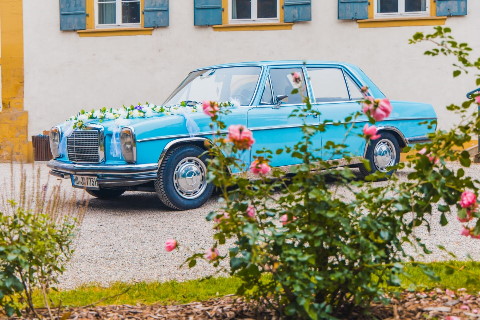 Garage-M | Oldtimervermietung, Hochzeitsauto · Kutsche Brühl, Logo