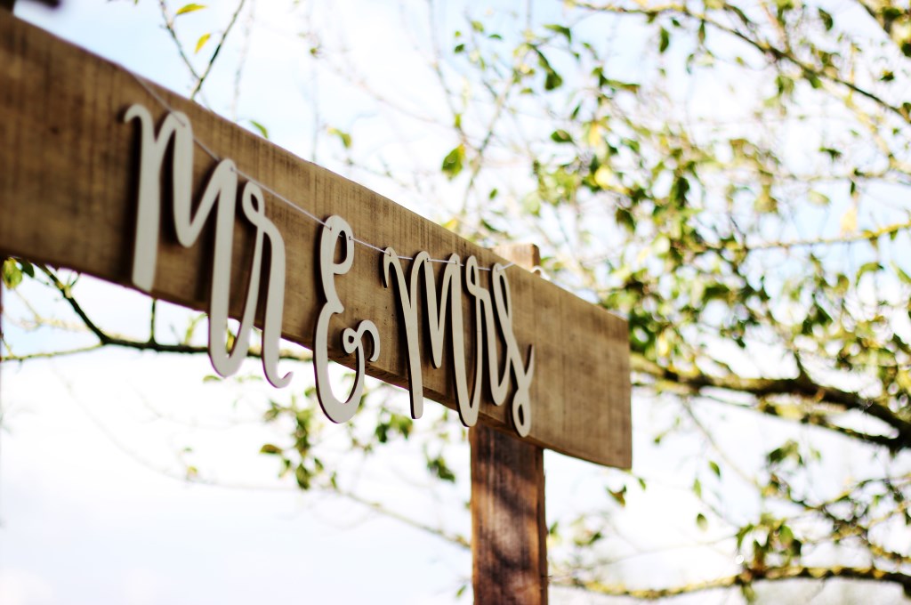 Green Wedding Sign