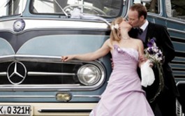 Hochzeitstrend Oldtimerbus Bild 1